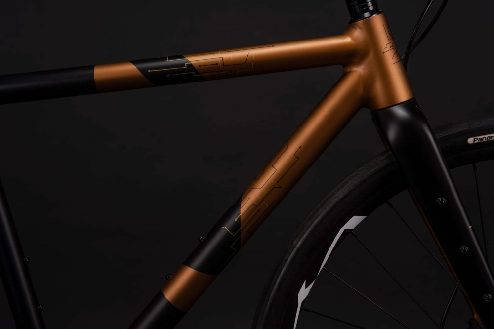fluxo-al-copper-black-2-web.jpg